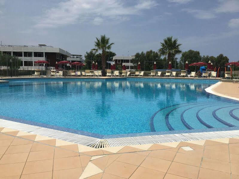 فندق Club Esse Costa Dello Jonio مانداتوريسيو مارينا المظهر الخارجي الصورة